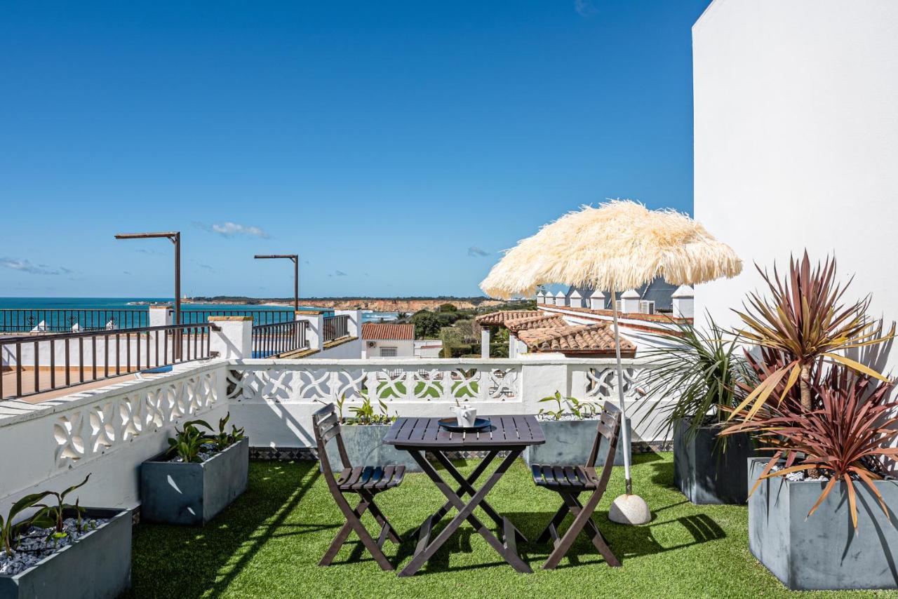 Apartamentos Turisticos La Boutique Del Mar كونيل ذي لا فرونتيرا المظهر الخارجي الصورة